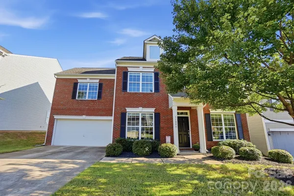 11806 CAROLINA BLOSSOM LN