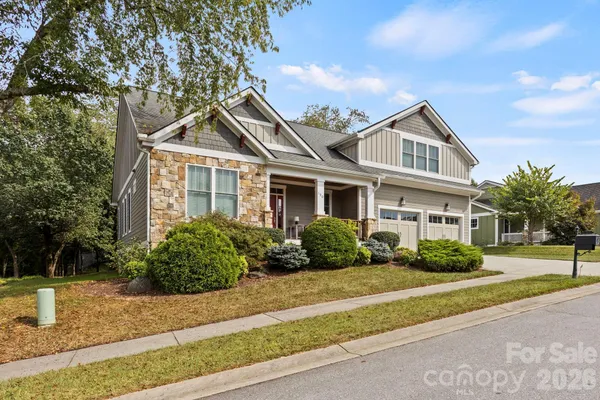 100 BARNROCK DR