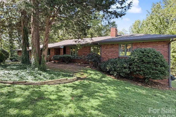 186 CATHERINE DR