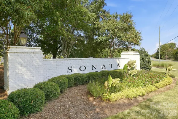 9617 LIBERTY HILL DR