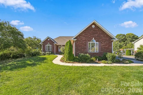 2785 JUDEA DR