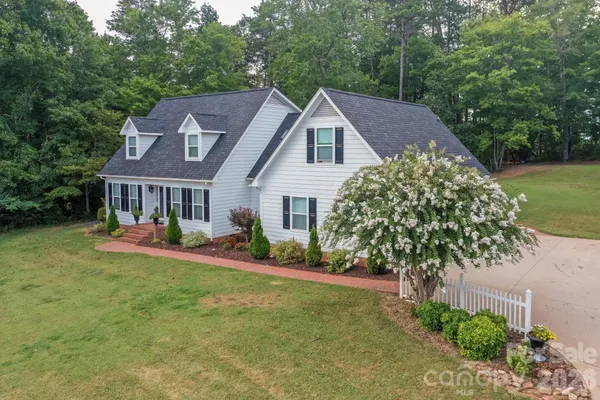 191 BRIARWOOD DR