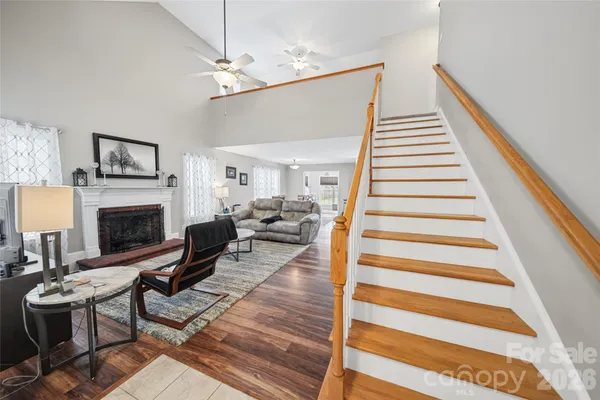 3310 BRICKWOOD CIR