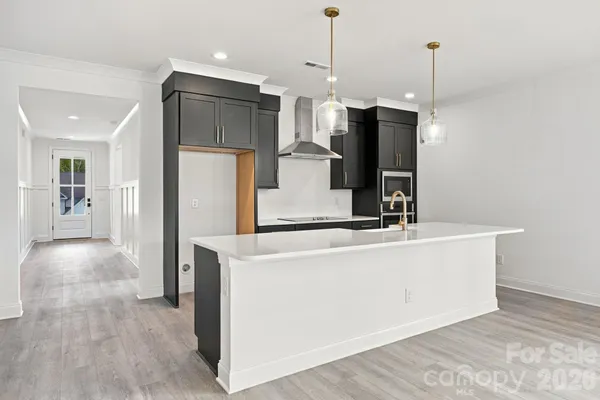 3198 TIMBER RUN LN