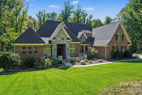 4071 POPLAR RIDGE DR