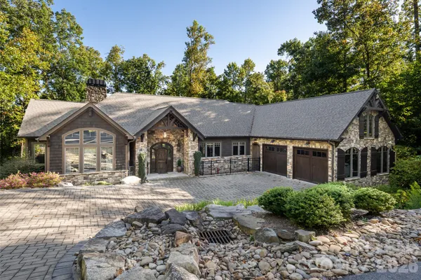 2 CHEROKEE ORCHARD CT