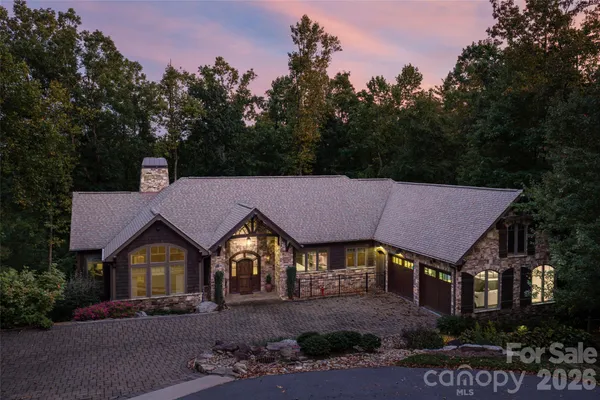 2 CHEROKEE ORCHARD CT