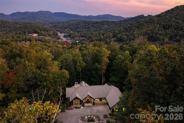 2 CHEROKEE ORCHARD CT