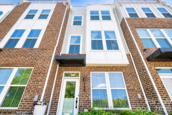 268 PARKWOOD AVE