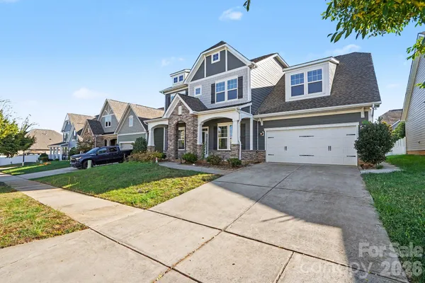 1412 NATIVE DIVER LN