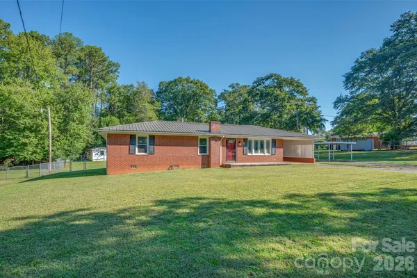 170 FRANKLIN DR