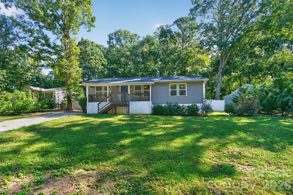 3812 BRANDING IRON DR