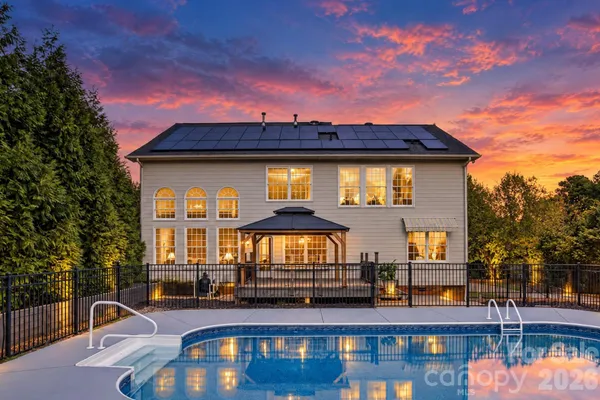 11528 ESSEX FELLS DR