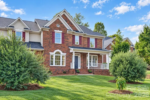 11528 ESSEX FELLS DR