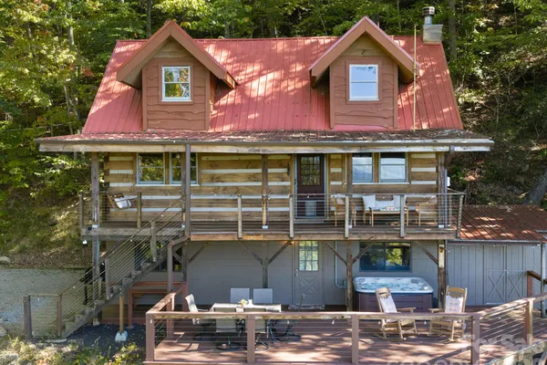 375 DALY DR