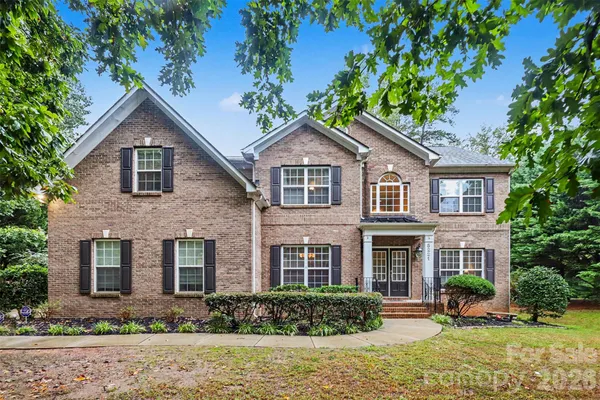 5221 TURKEY OAK DR