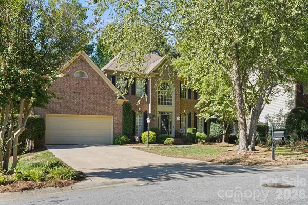 16131 CRANLEIGH DR