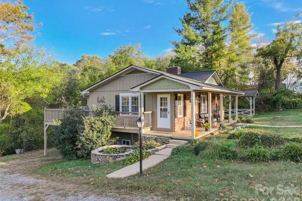 213 OAKMONT DR
