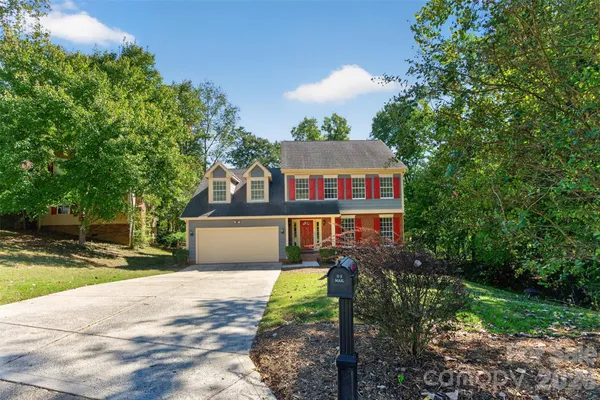 12427 WOODSIDE FALLS RD