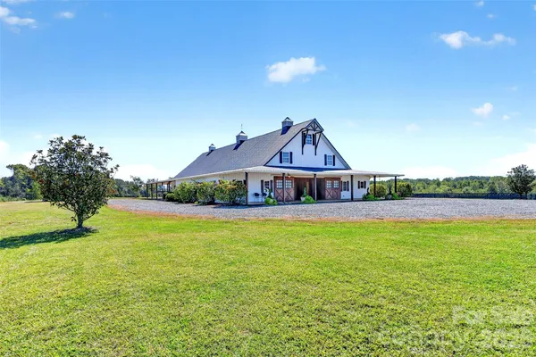 2380 NEW HOUSE RD