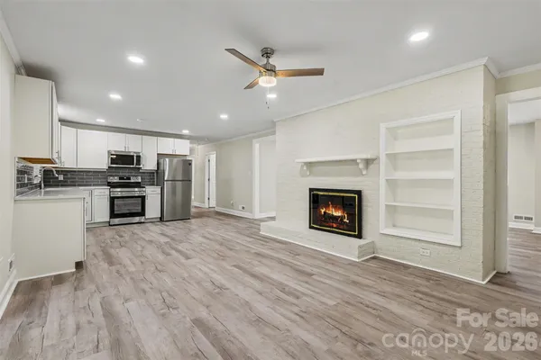 519 AMON LN