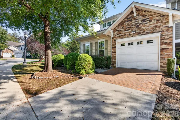 8432 BROOKINGS DR