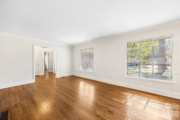 1920 MARLWOOD CIR
