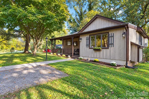 62 HUGHEY DR