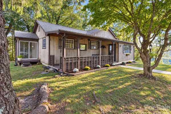62 HUGHEY DR