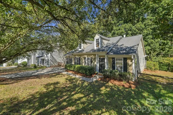 13737 GATESTONE LN