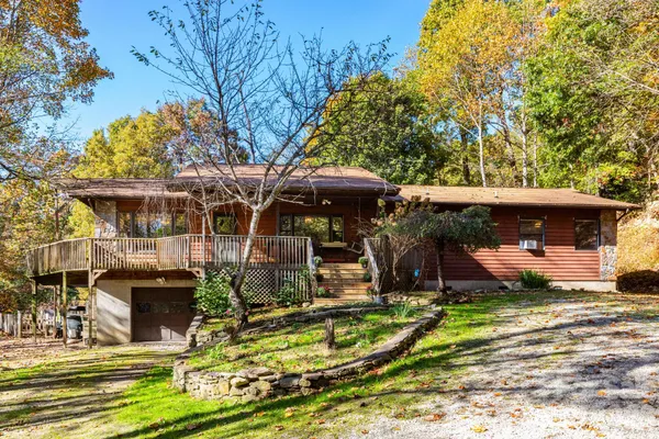 65 CHESTNUT HILL RD