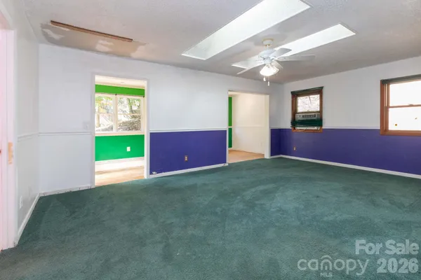 65 CHESTNUT HILL RD