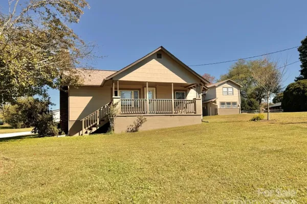 565 NEELY RD
