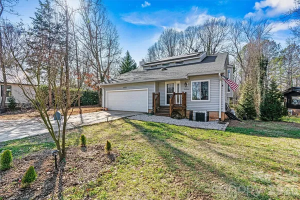3995 BURTON LN