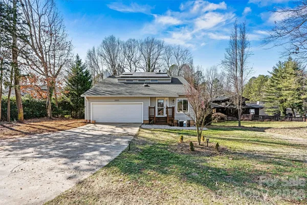3995 BURTON LN