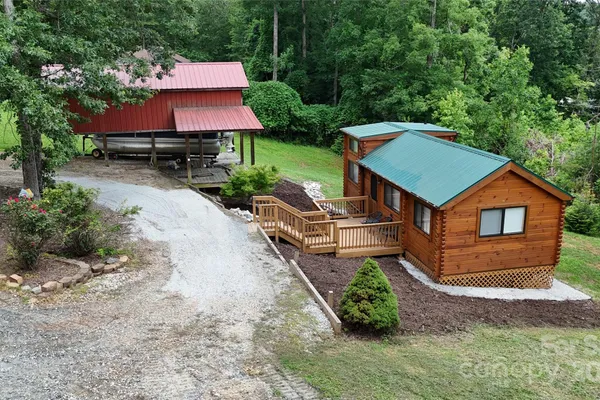 37 BREAM LOOP RD