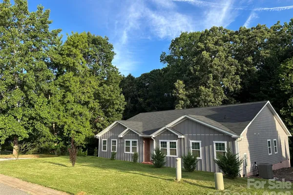 4054 BELLE MEADE CIR