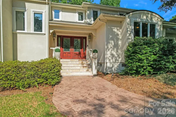 35 HERITAGE DR