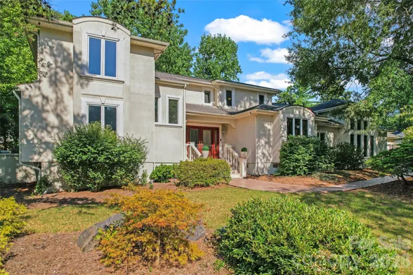 35 HERITAGE DR
