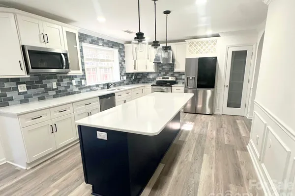 9310 CHASTAIN WALK DR