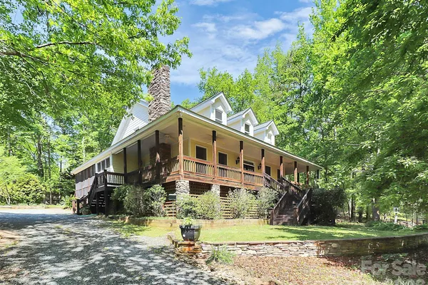 729 LOCHAVEN RD