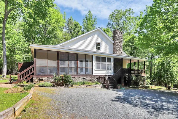 729 LOCHAVEN RD