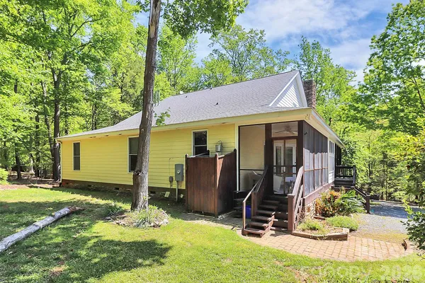 729 LOCHAVEN RD