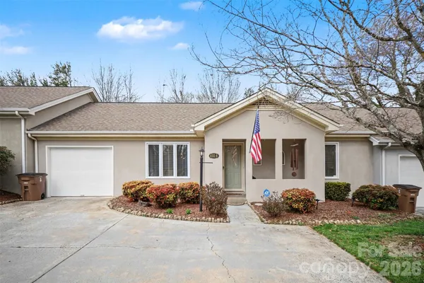 401 HOLMAN DR 4