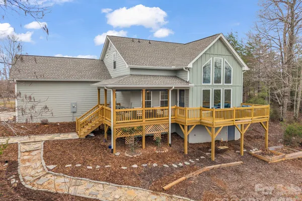 631 MOUNTAIN PKWY