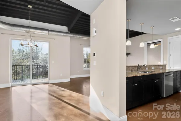 2338 YADKIN AVE 308
