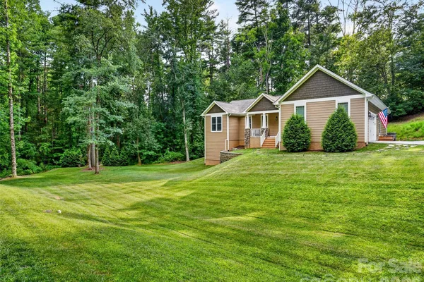 290 SWEETWATER HILLS DR