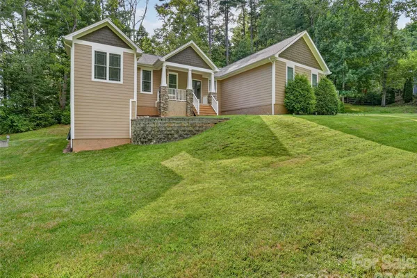 290 SWEETWATER HILLS DR