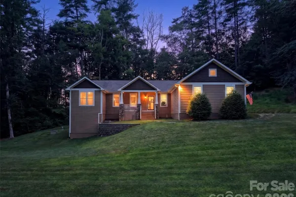 290 SWEETWATER HILLS DR