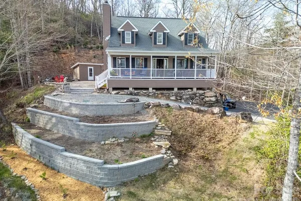 410 FOREST LAKE RD